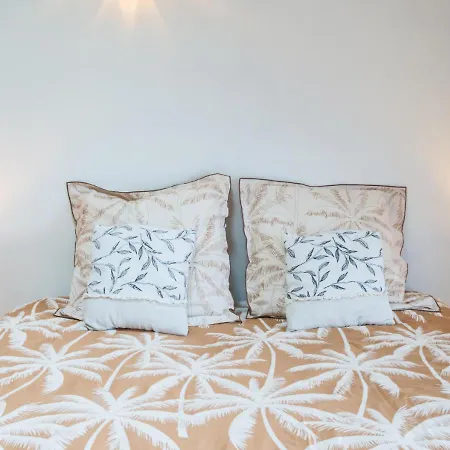 Lou Nid De Bisca Бискаррос